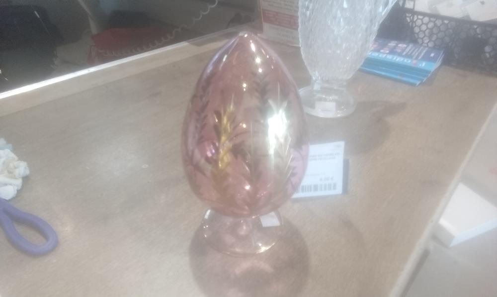OEUF SUR PIED EN VERRE PM DECOR DORE FEUILLAGE
