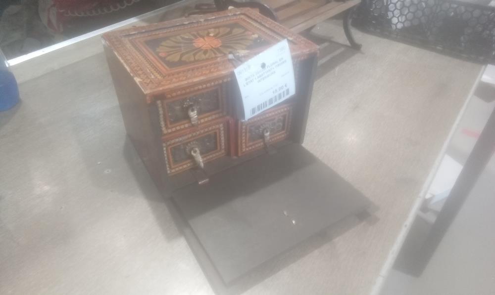 BOITE DECOR FLORAL EN L'ETAT 1 ABATTANT+ TIROIRS INTERIEURS