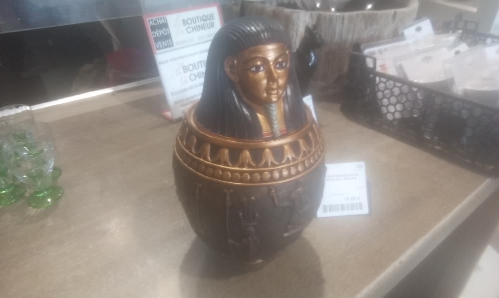 BOITE EN RESINE DECOR EGYPTE EN 2 PARTIES