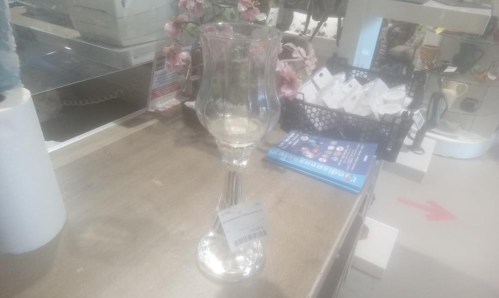 BOUGEOIR EN VERRE ARGENTE
