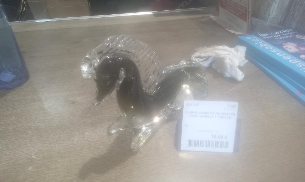 CHEVAL VERRE DE MURANO EN L'ETAT MANQUE 1 OREILLE