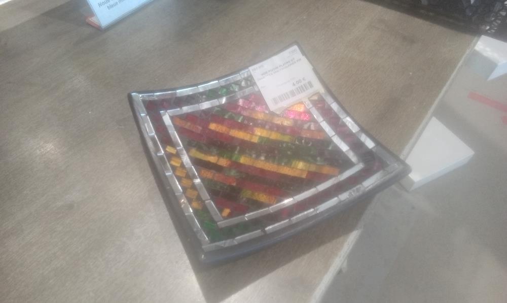 VIDE POCHE PLATRE ET FACETTES MULTICOLORES PM