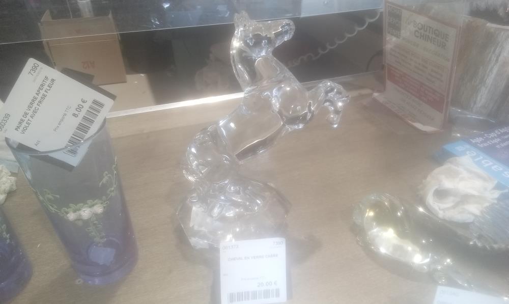 CHEVAL EN VERRE CABRE