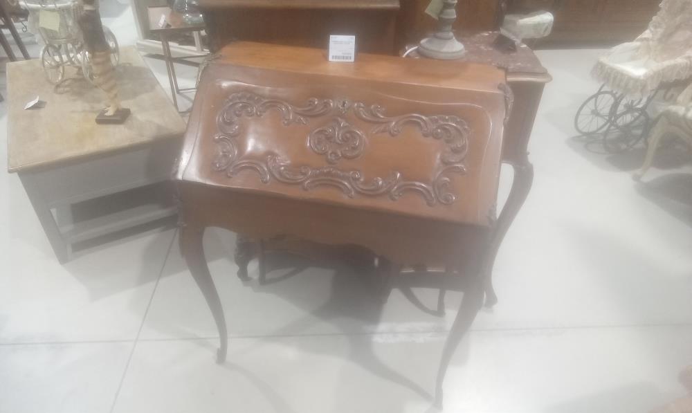 SCRIBAN 1ABATTANT PORTE SCULPTEE 2 TIROIRS