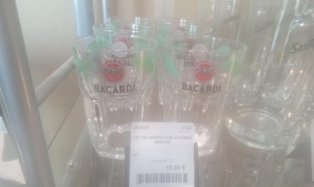 LOT DE VERRES PUBLICITAIRES BACARDI