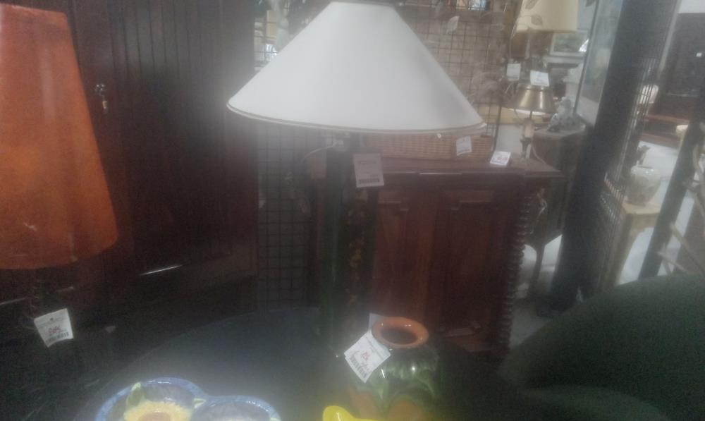 LAMPE FEMME AFRICAINE EN RESINE+ABATJOUR BRIQUE