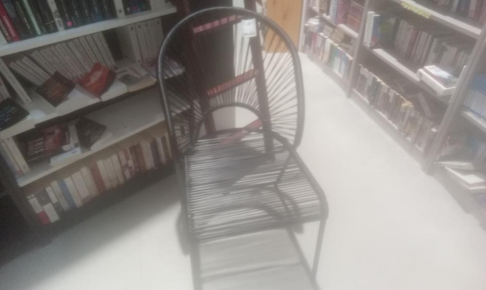 CHAISE SCOUBIDOU NOIRE EN L'ETAT