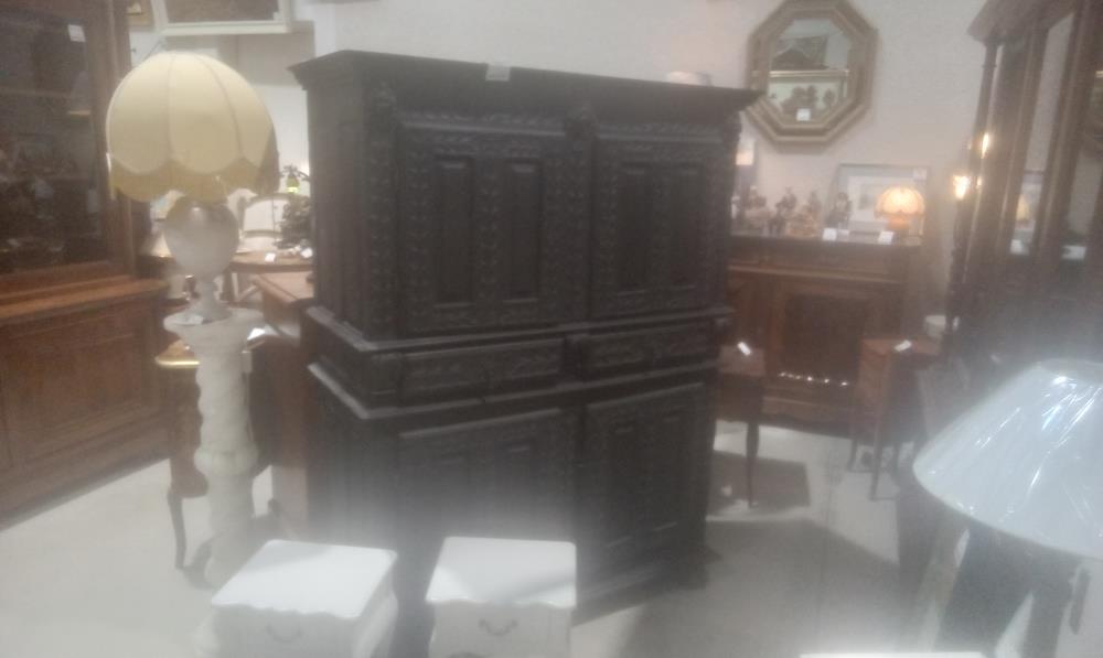 BUFFET 2 CORPS 4 PORTES+2 TIROIRS EPOQUE LOUIS XIII ENL'ETAT