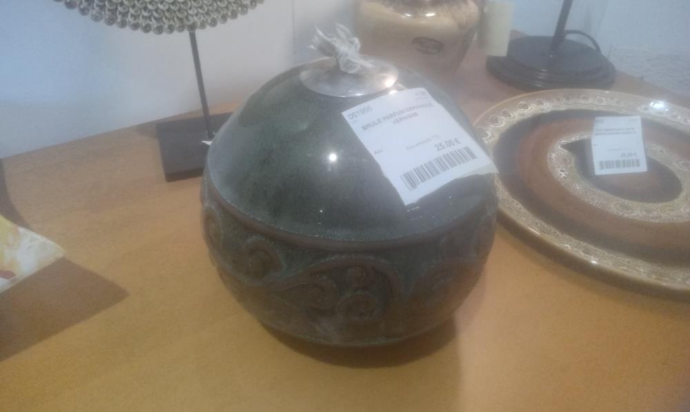 BRULE PARFUM CERAMIQUE VERNISSE
