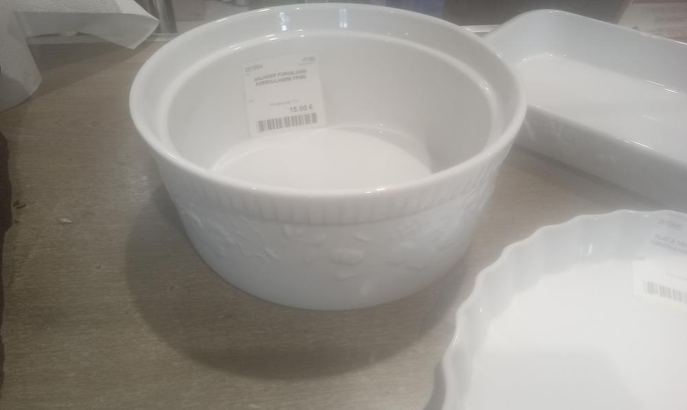 SALADIER PORCELAINE P.DESOULHIERE FRISE