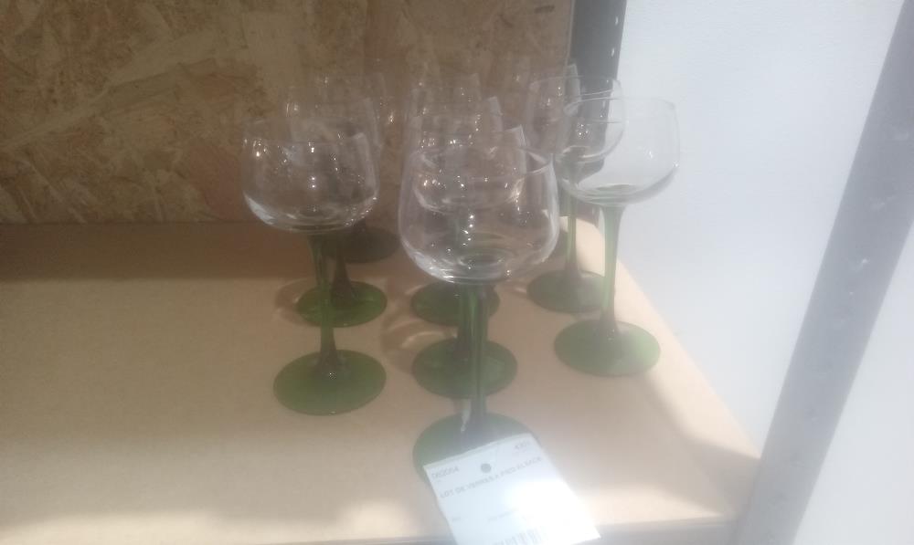 LOT DE VERRES A PIED ALSACE