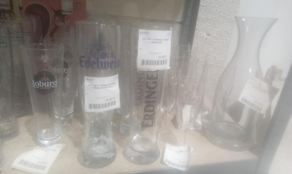 LOT DE 4 VERRES A BIERE ERDINGER