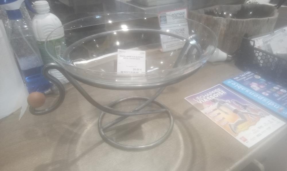 COUPE VERRE SUR SUPPORT METAL 2ANSES BOIS