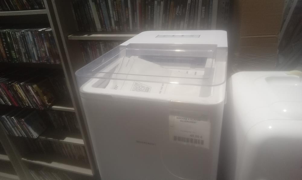MACHINE A GLACON SILVERCREST