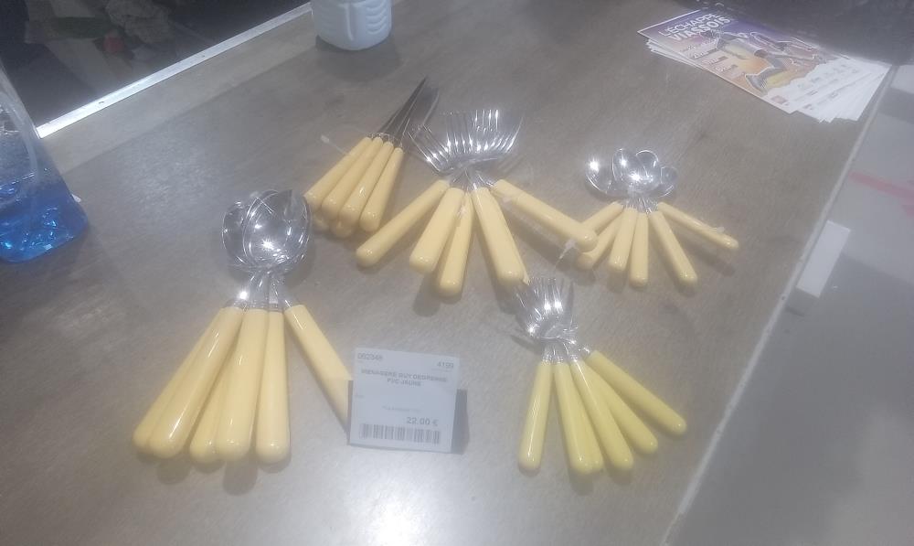 MENAGERE GUY DEGRENNE PVC JAUNE
