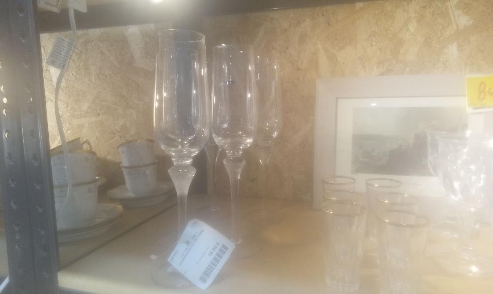 LOT DE 5 FLUTES A CHAMPAGNE GM EN VERRE