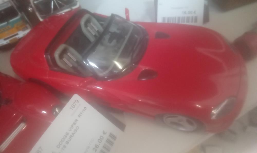 VOITURE   DODGE VIPER  RT/10 1:18 BURAGO