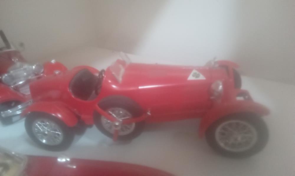 VOITURE ALFA ROMEO 2300 1:18  BURAGO