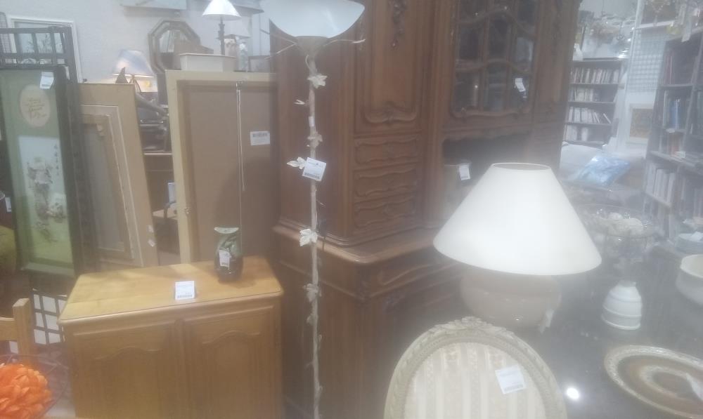 LAMPADAIRE METAL DECOR FLORAL