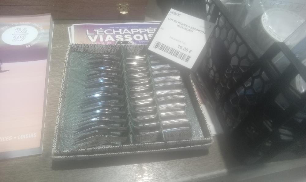 LOT DE PIQUES A ESCARGOT INOX+ECRIN
