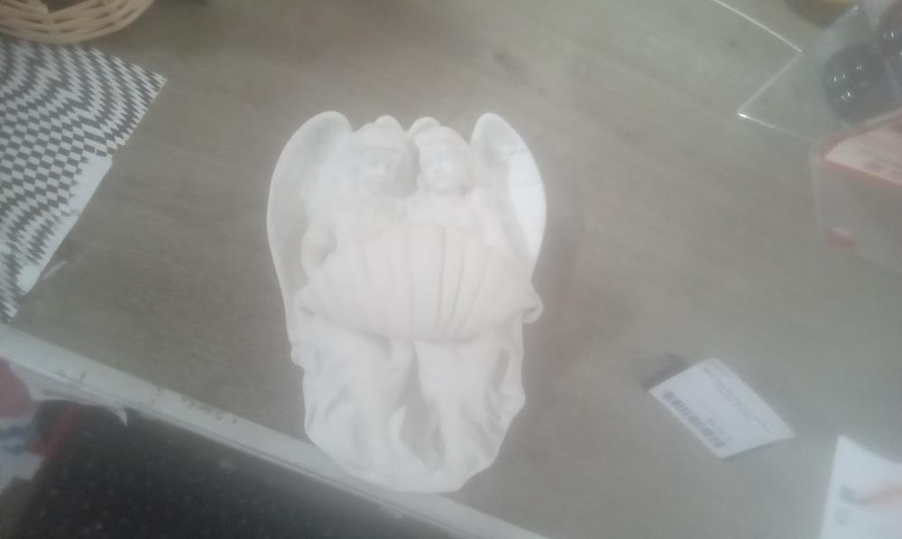 BENITIER EN BISCUIT MURAL COUPLE D'ANGE