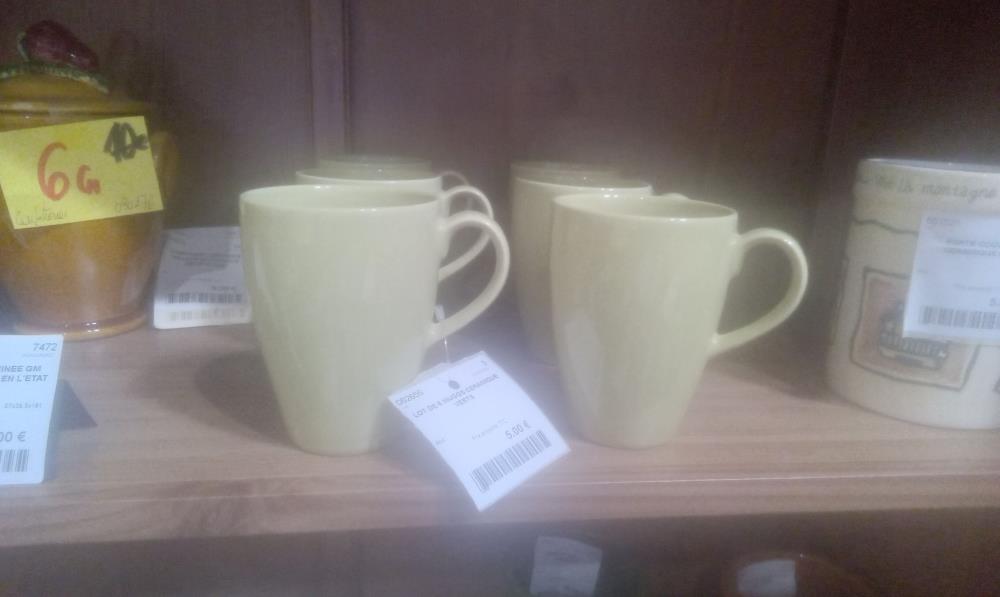 LOT DE 6 MUGGS CERAMIQUE VERTS