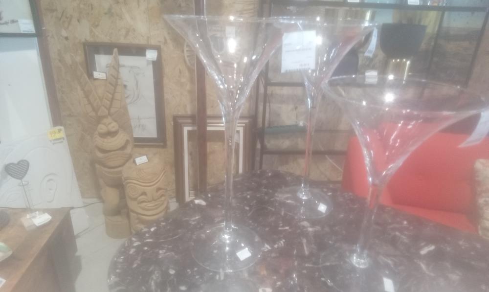 VASE SUR PIEDE EVASE GM
