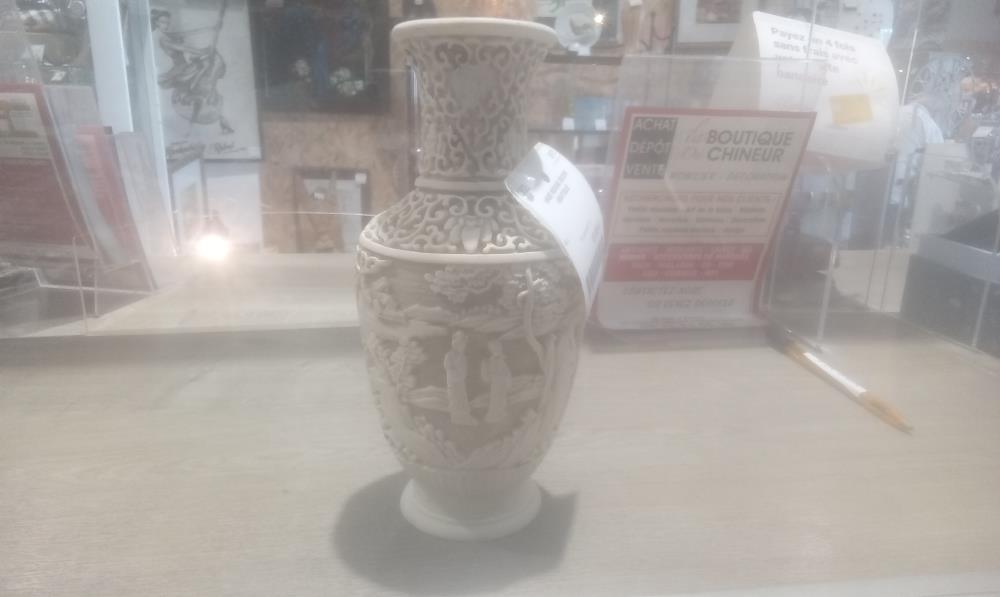 VASE RESINE DECOR ASIATIQUE