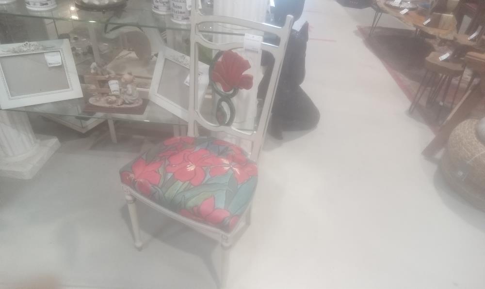 CHAISE 1900 TISSUS FLEURI