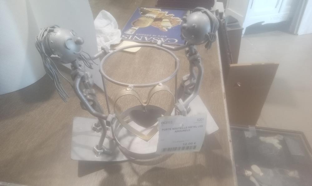 PORTE BOUTEILLE METAL LES AMOUREUX