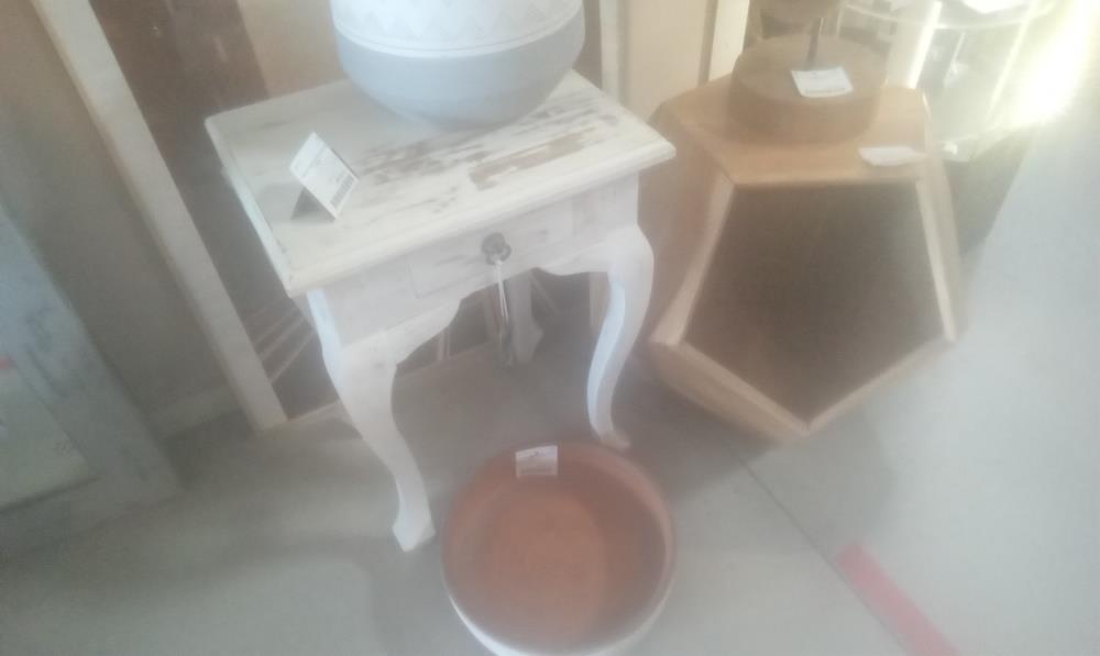 CHEVET BOIS EXOTIQUE BLANC 1 TIROIR