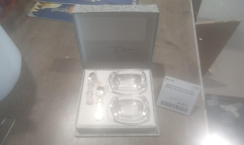 SERVITEUR POIVRE ET SEL CRISTAL DE DAUM+COFFRET