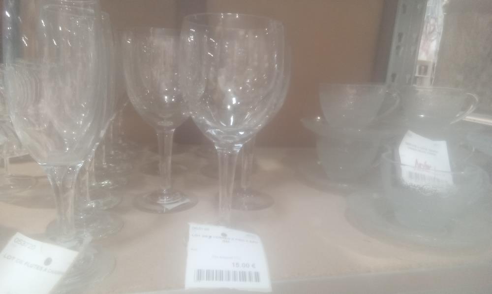 LOT DE 6 VERRES A PIED A EAU GM