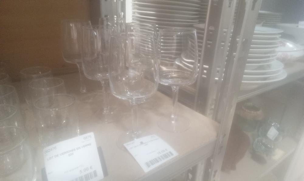 LOT DE 6 VERRES A PIED A EAU MM