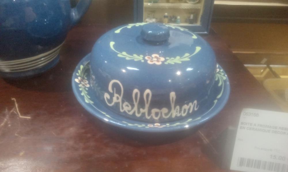 BOITE A FROMAGE REBLOCHON EN CERAMIQUE DECOR ALSACE