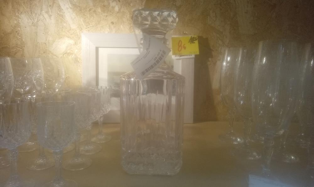 CARAFE A WHISKY VERRE EN 2 PARTIES
