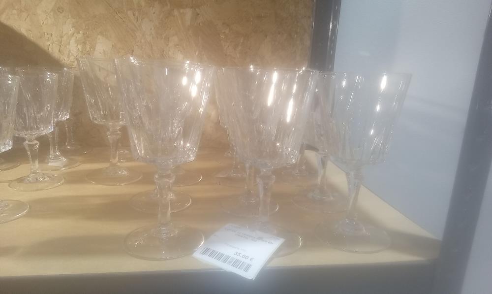 LOT DE 12 VERRES A PIED EN CRISTAL  GM