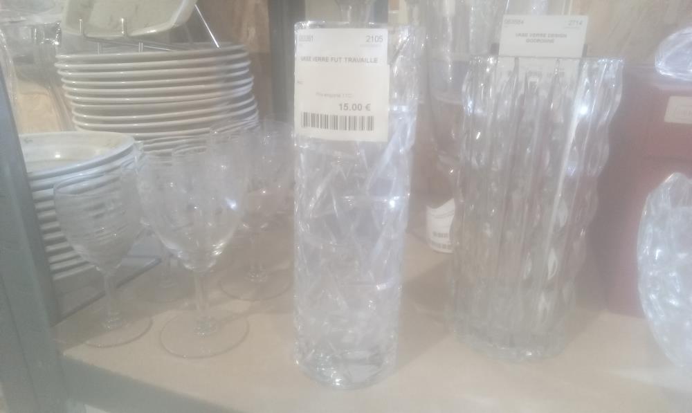 VASE VERRE FUT TRAVAILLE