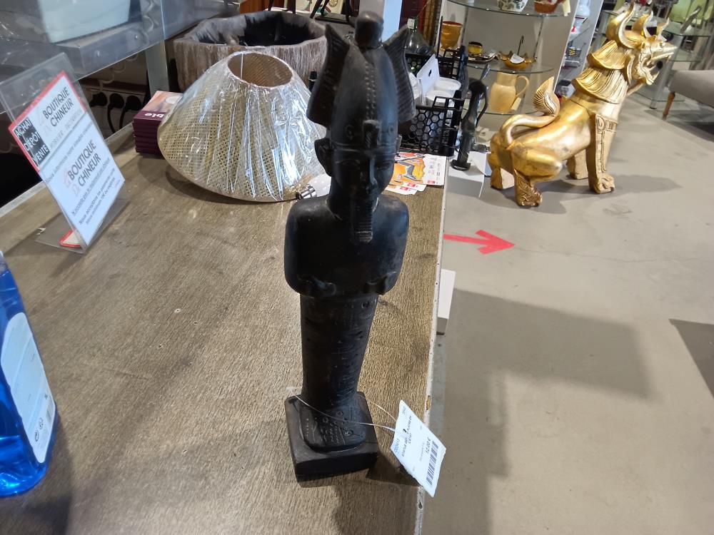 STATUE EGYPTE PLATRE EN L'ETAT