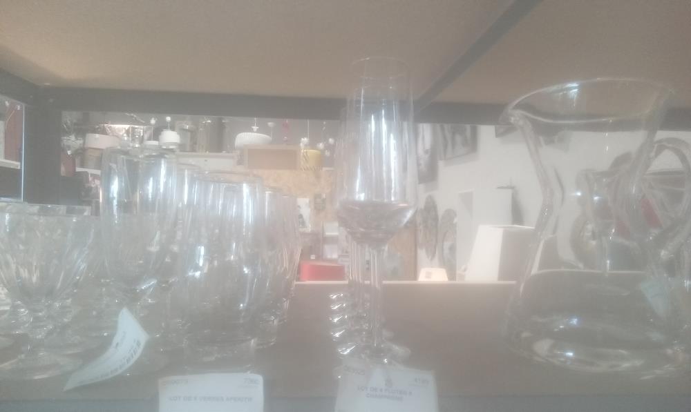 LOT DE 6 FLUTES A CHAMPAGNE