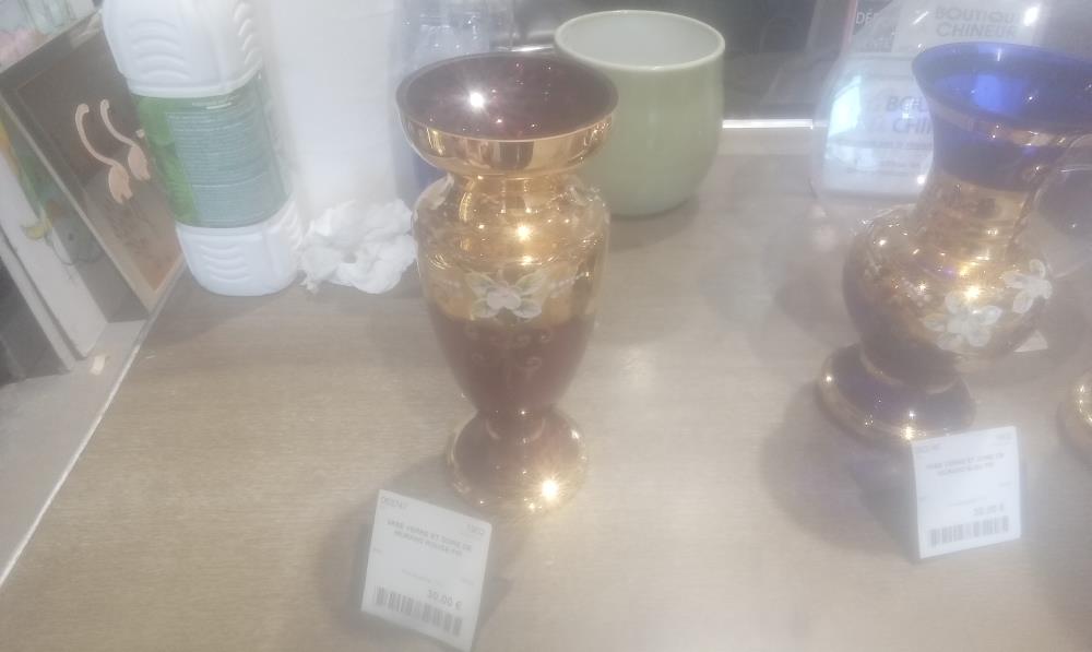 VASE VERRE ET DORE DE MURANO ROUGE PM