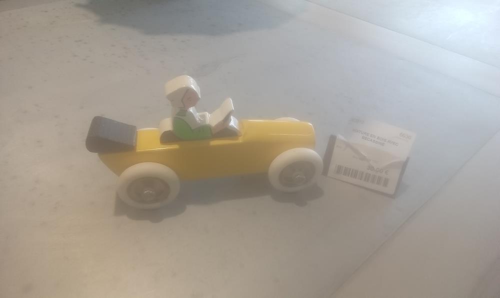 VOITURE EN BOIS AVEC BECASSINE