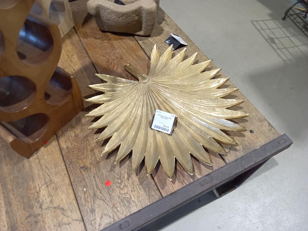 CENTRE DE TABLE DORE FEUILLE GM