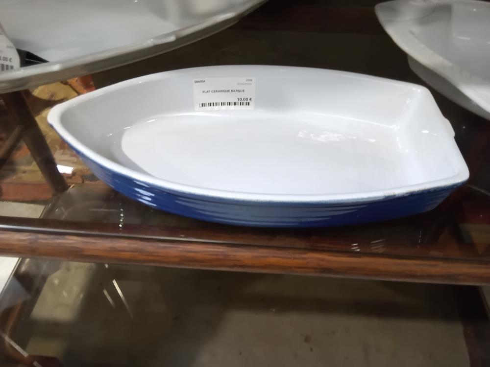 PLAT CERAMIQUE BARQUE