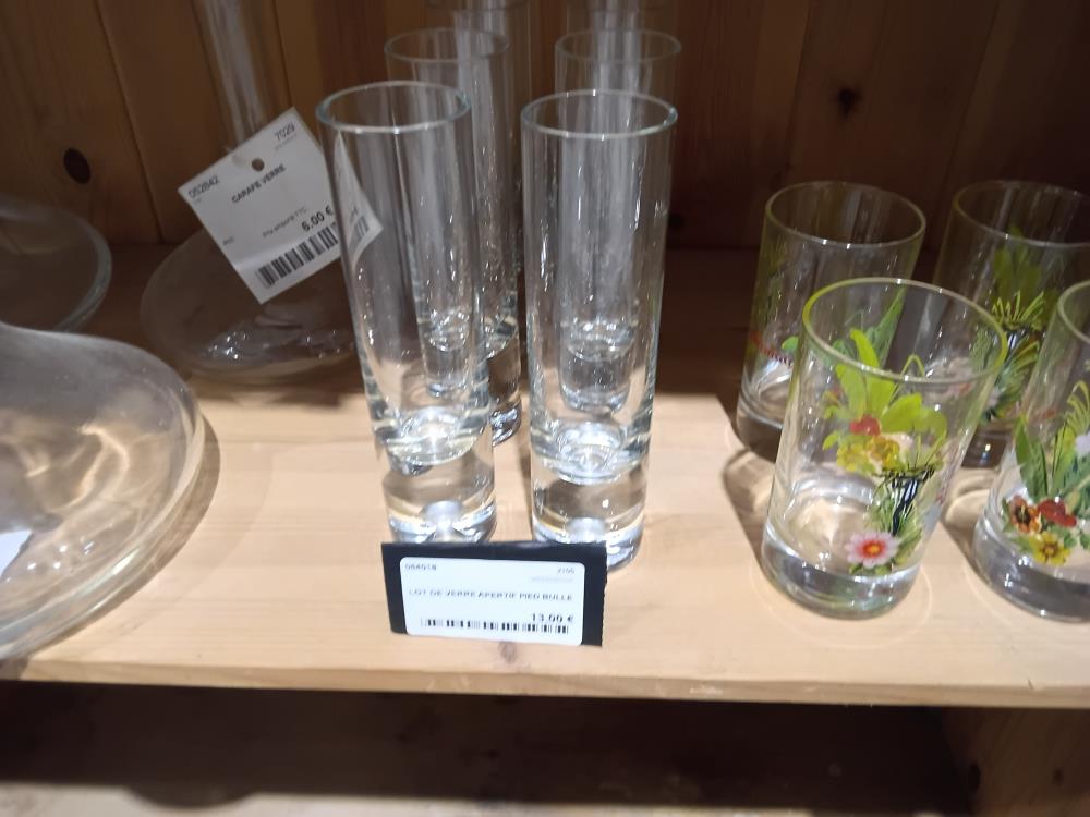 LOT DE VERRE APERTIF PIED BULLE