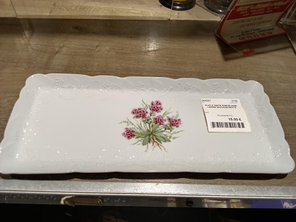 PLAT A TARTE PORCELAINE LIERRE SAUVAGE+BOITE