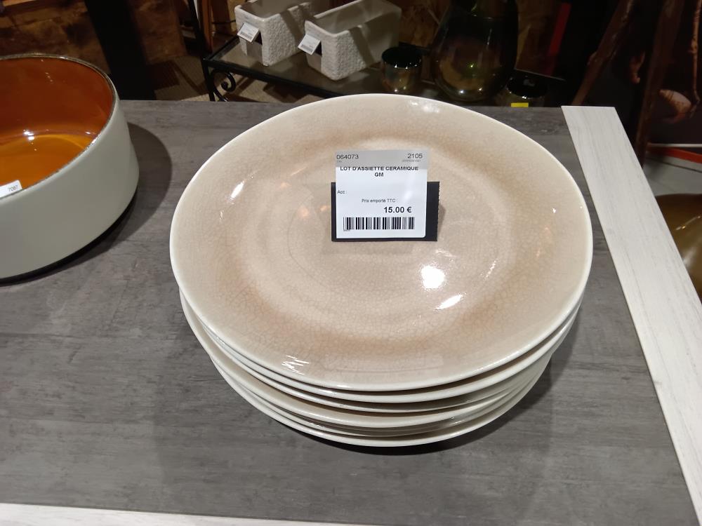 LOT D'ASSIETTE CERAMIQUE GM