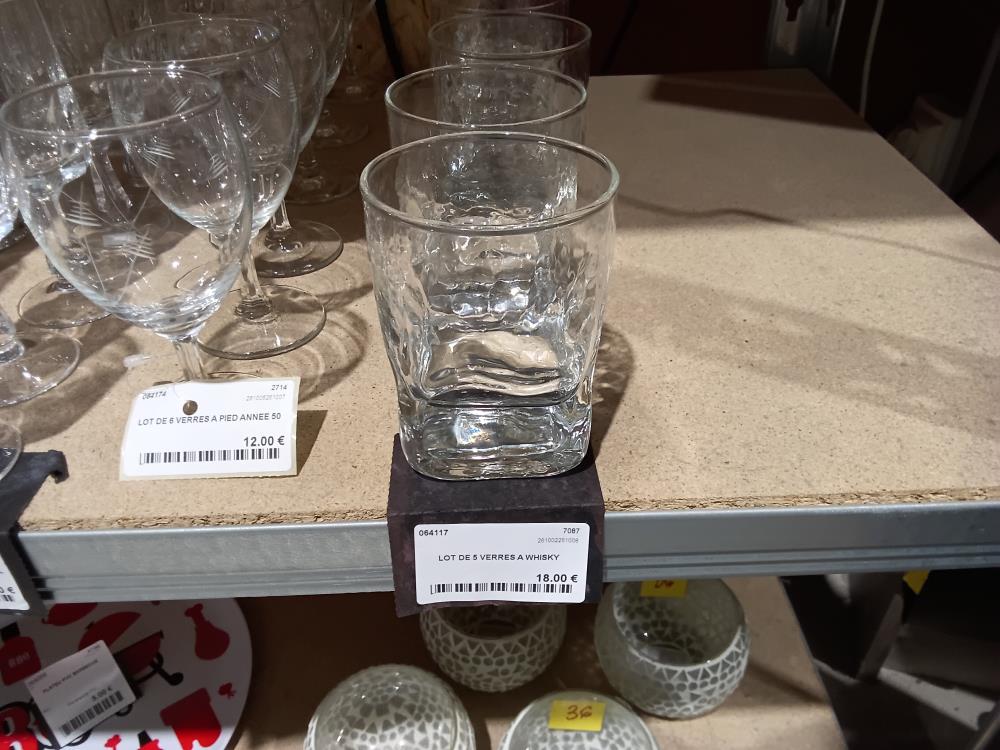 LOT DE 5 VERRES A WHISKY