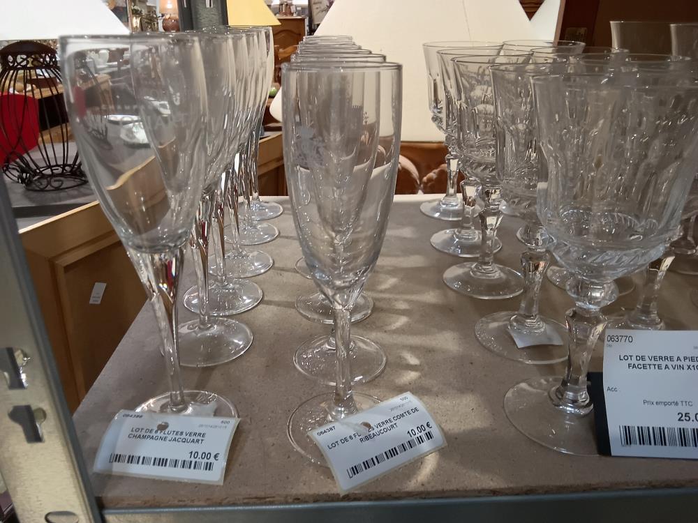 LOT DE 6 FLUTES VERRE COMTE DE RIBEAUCOURT