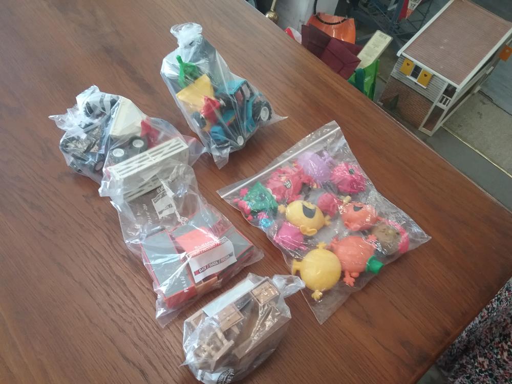 LOT JOUETS ANCIENS